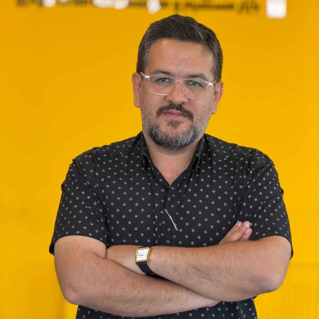 الیار حسامی